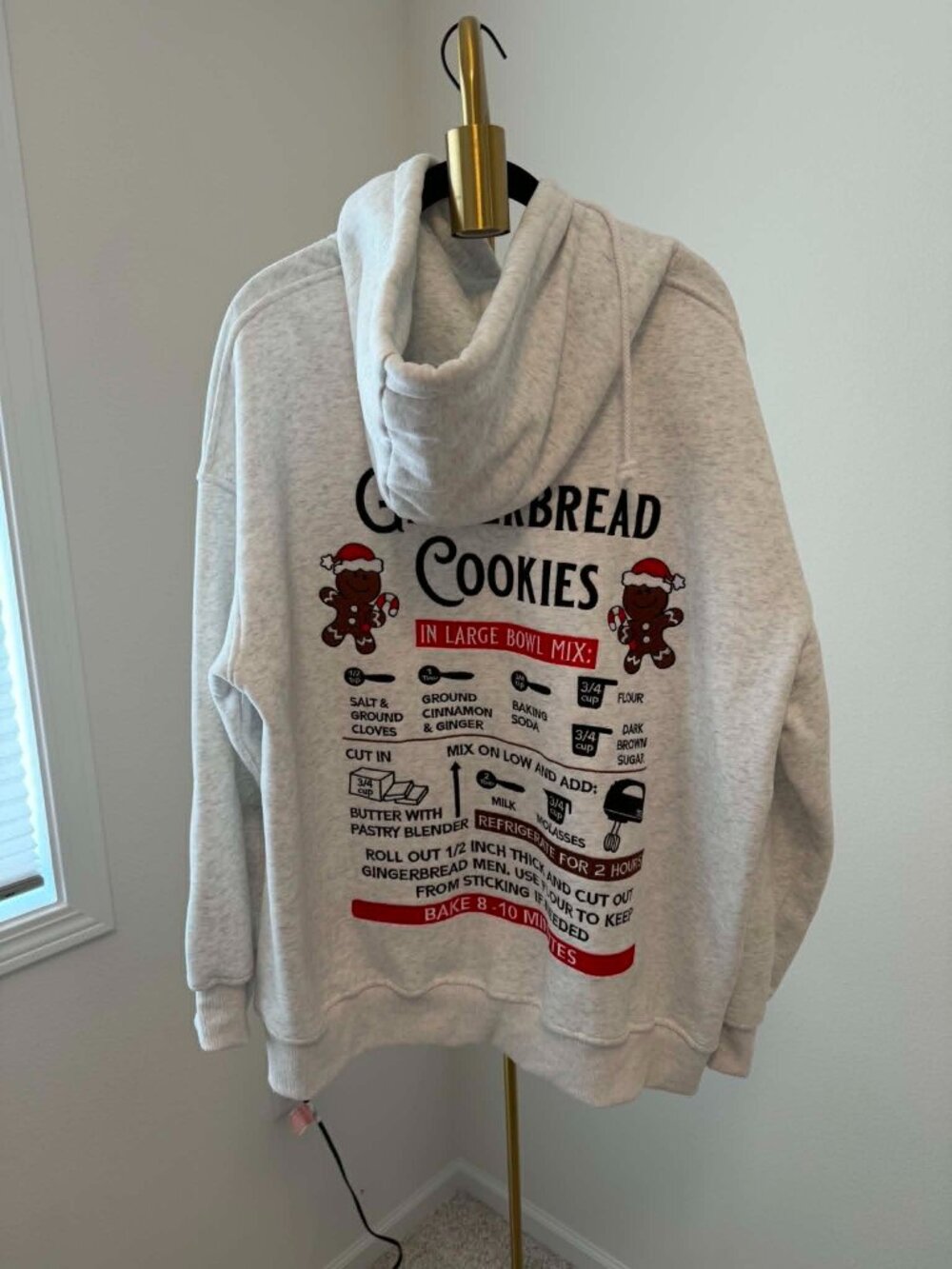 Sun-Kissed Coconut Christmas Graphic Sweatshirt Large